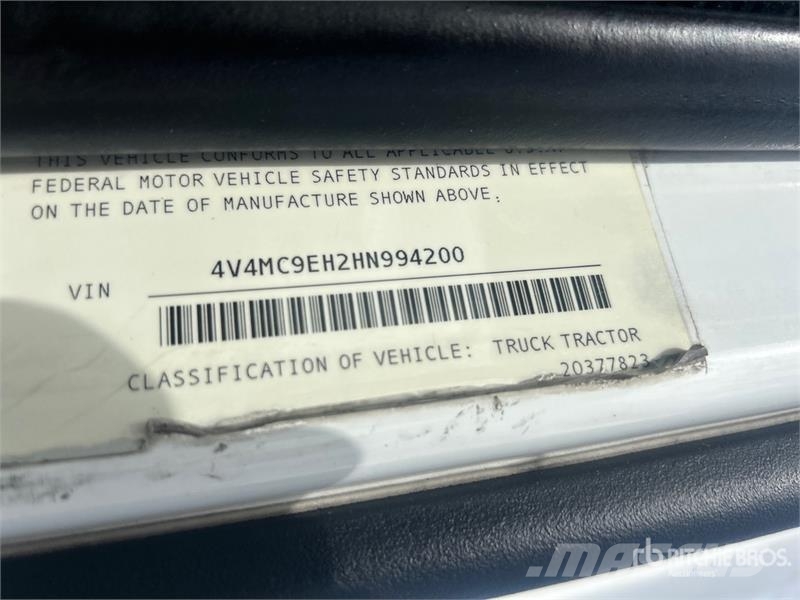 Volvo VNM Sattelzugmaschinen