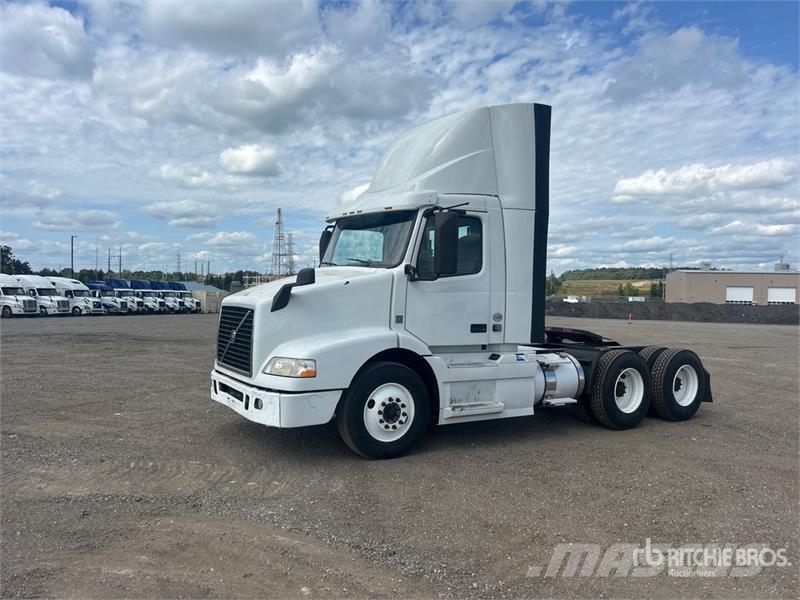 Volvo VNM Sattelzugmaschinen