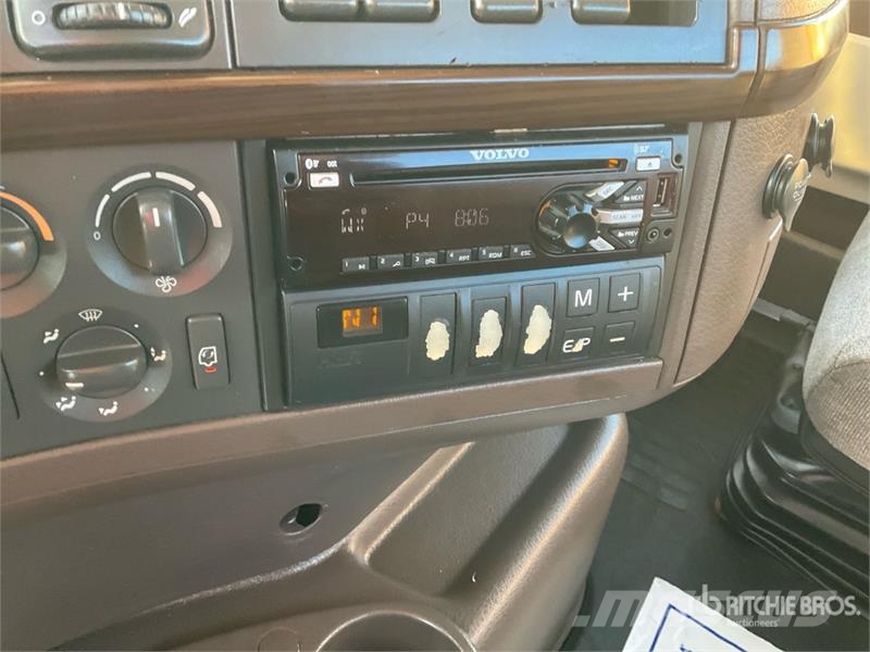 Volvo VNM Vlačilci