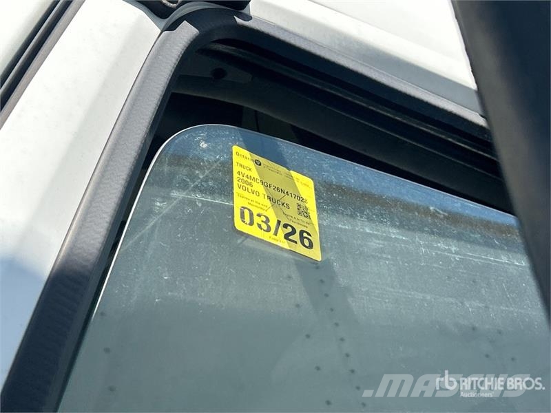 Volvo VNM Тягачі