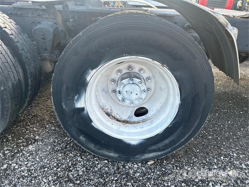 Volvo VNM وحدات الجر