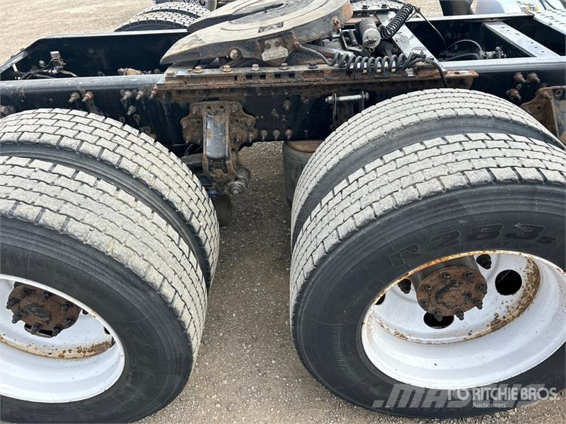 Volvo VNM Sattelzugmaschinen