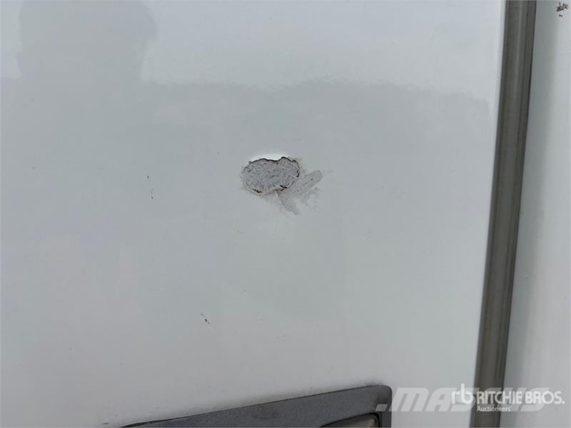 Volvo VNM Naudoti vilkikai