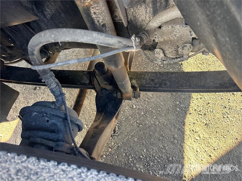 Volvo VNR 6x4 T/A Day Cab Truck Tractor Motrici e Trattori Stradali