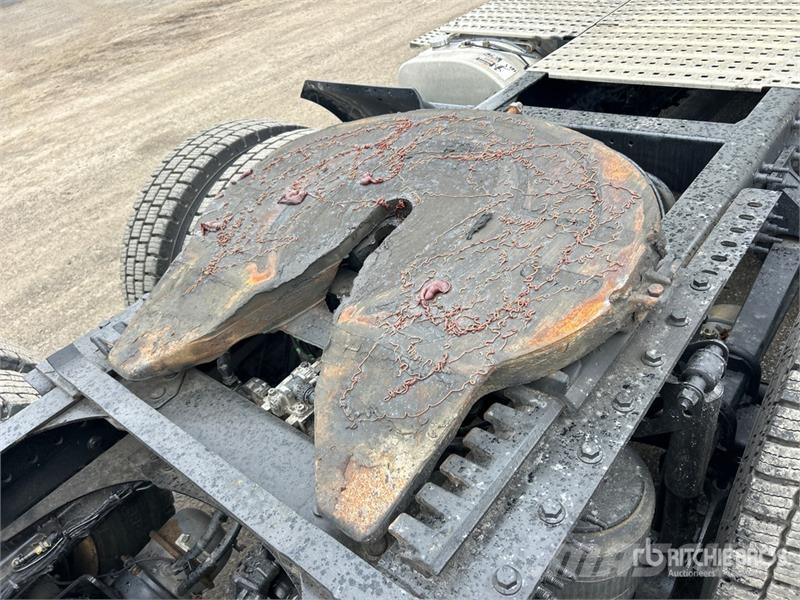 Volvo VNR 6x4 T/A Day Cab Truck Tractor Motrici e Trattori Stradali