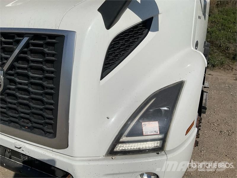 Volvo VNR 6x4 T/A Day Cab Truck Tractor Prime Movers