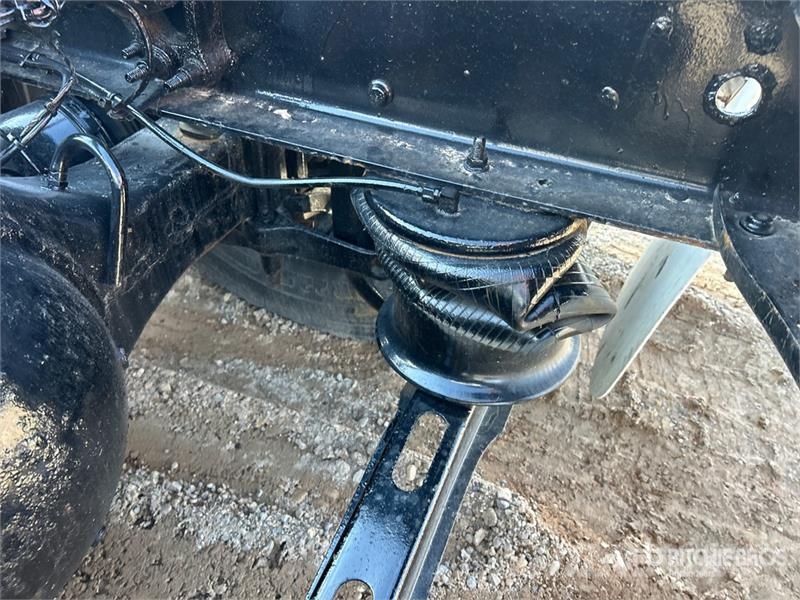 Volvo VNR 6x4 T/A Day Cab Truck Tractor (Inoperable) Motrici e Trattori Stradali
