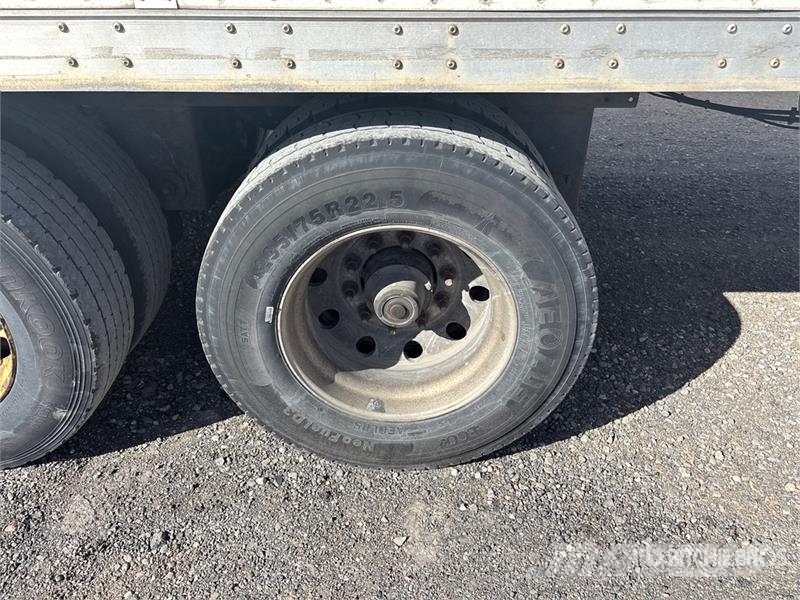 Wabash 53 ft T/A Van Trailer Rimorchi cassonati