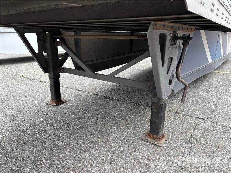 Wabash 53 ft x 102 in T/A Van Trailer ボックスボディートレーラー