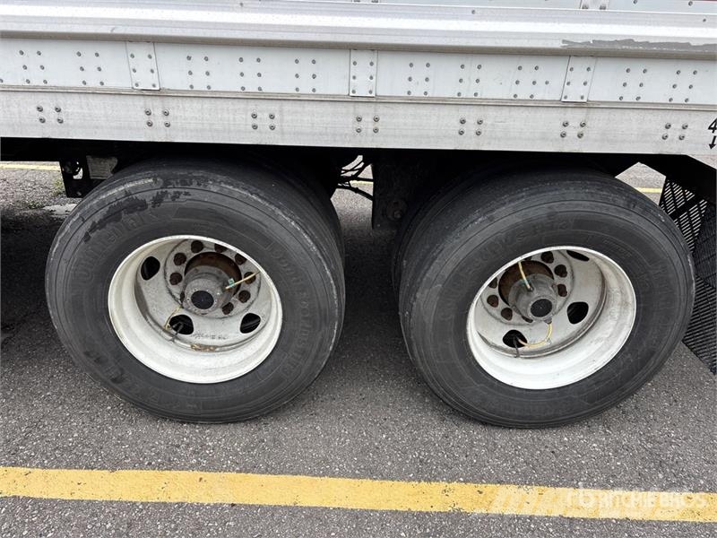 Wabash 53 ft x 102 in T/A Van Trailer Skappåbygg