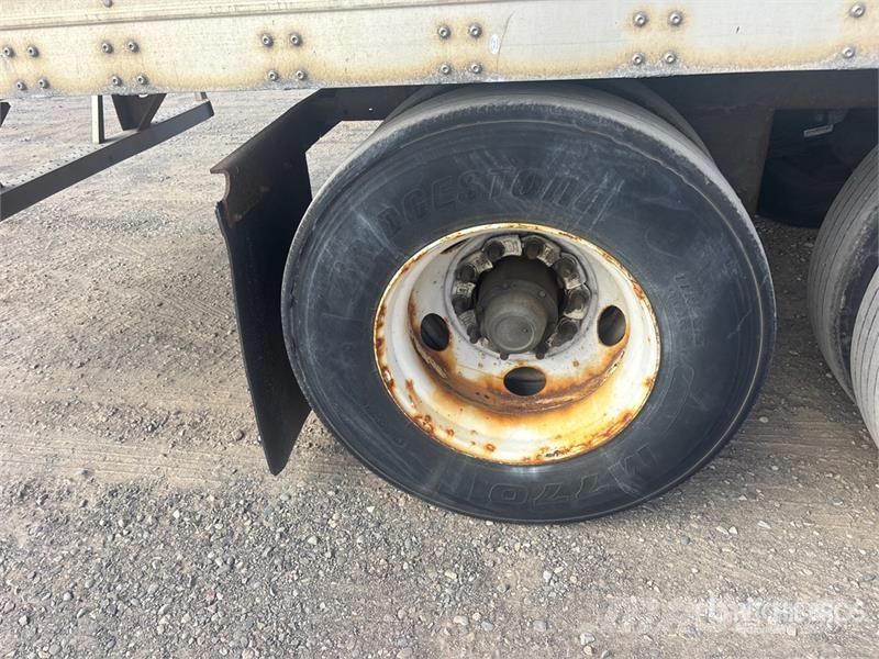 Wabash 53 ft x 102 in T/A Refrigerated Trailer Semi remorque frigorifique