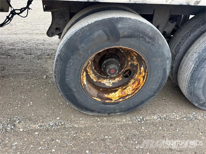 Wabash 53 ft x 102 in T/A Van Trailer Furgons