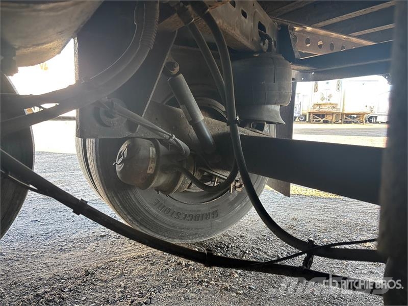 Wabash 53 ft x 102 in T/A Van Trailer ボックスボディートレーラー