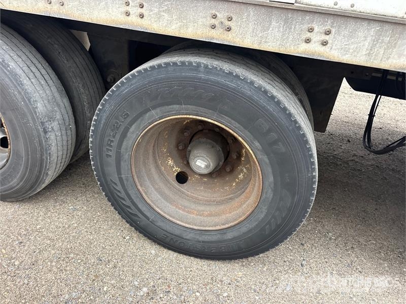 Wabash 53 ft x 102 in T/A Van Trailer Причепи-фургони