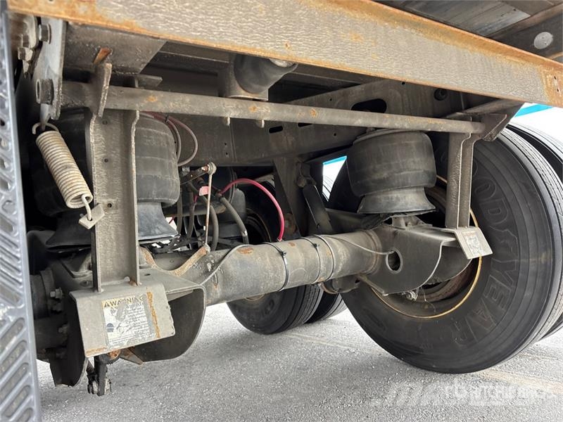 Wabash 53 ft x 102 in T/A Van Trailer Skappåbygg