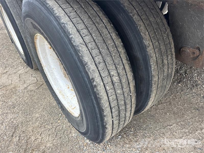 Wabash 53 ft x 102 in T/A Van Trailer Прицепы-фургоны