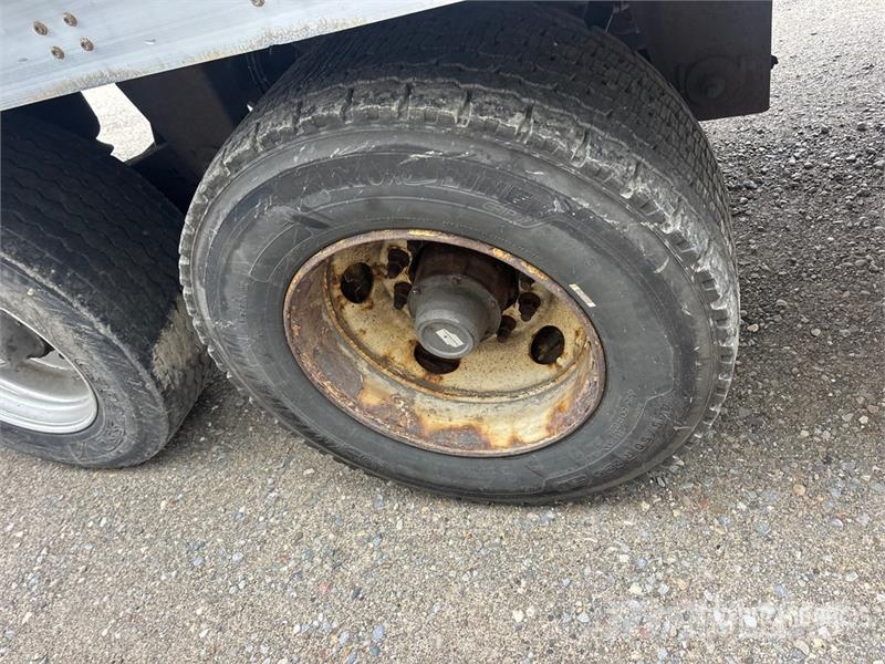 Wabash 53 ft x 102 in T/A Van Trailer Прицепы-фургоны