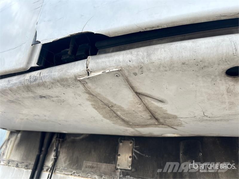 Wabash 53 ft x 102 in Tri/A Refrigerated Trailer Semirremolques de temperatura controlada