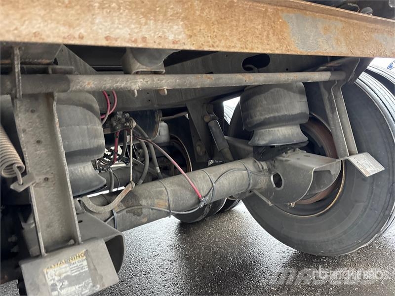 Wabash 53 ft x 102 in T/A Van Trailer Dengtos priekabos