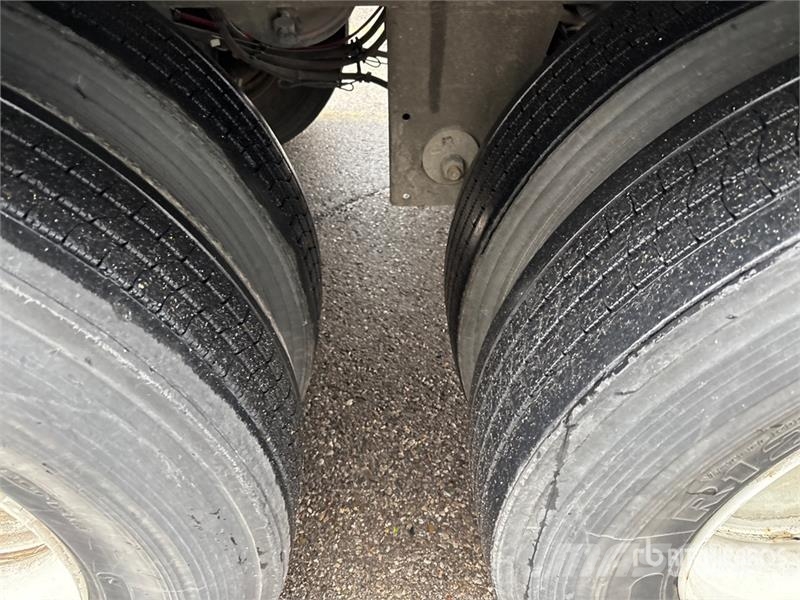 Wabash 53 ft x 102 in T/A Van Trailer Dengtos priekabos