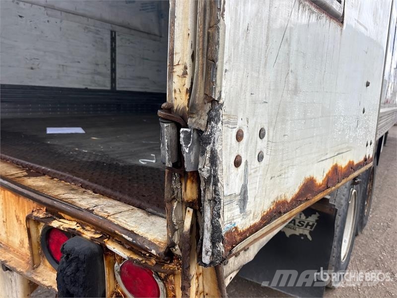 Wabash 53 ft x 102 in T/A Van Trailer Furgons