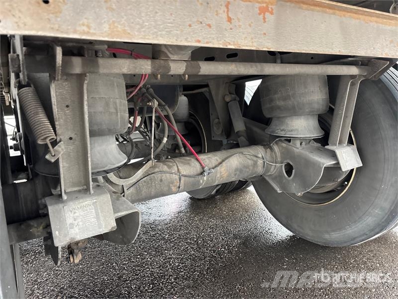 Wabash 53 ft x 102 in T/A Van Trailer Dengtos priekabos