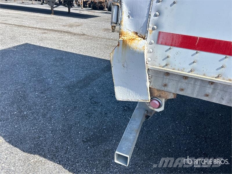 Wabash 53 ft x 102 in Tri/A Van Trailer Sanduk prikolice