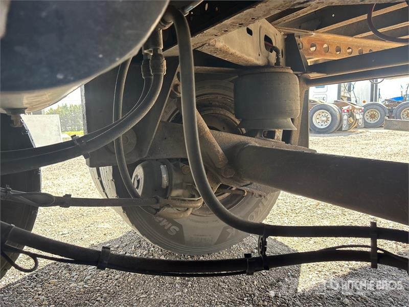 Wabash 53 ft x 102 in T/A Van Trailer ボックスボディートレーラー