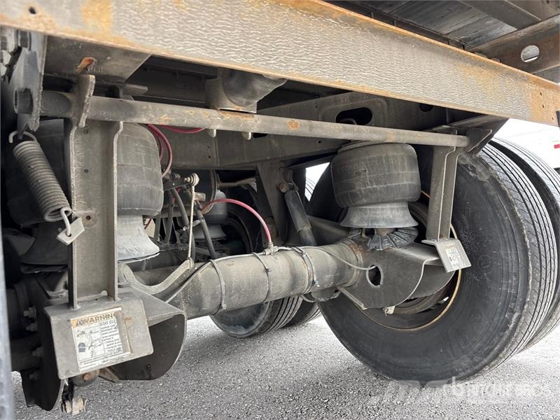 Wabash 53 ft x 102 in T/A Van Trailer ボックスボディートレーラー