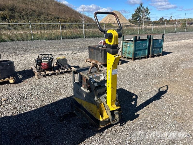 Wacker DPU4545HEH Vibratory Plate Compactor دكاكات أفقية