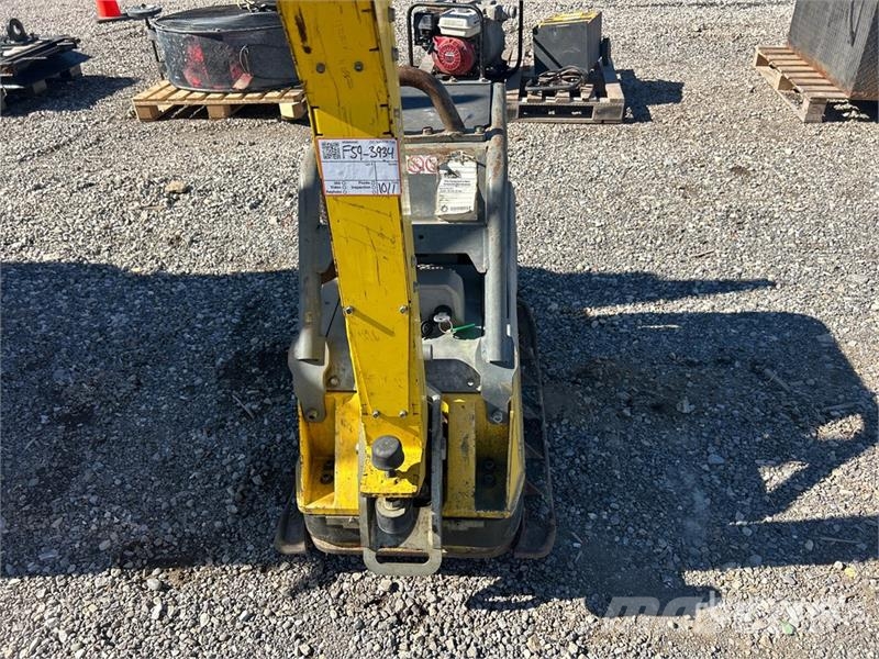 Wacker DPU4545HEH Vibratory Plate Compactor دكاكات أفقية