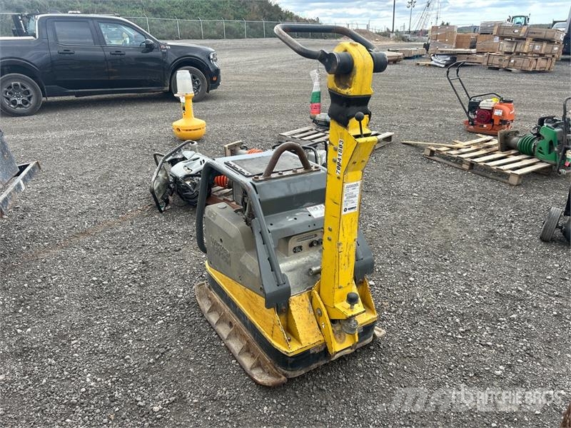 Wacker DPU6555Heh Reversible Vibratory Plate Compactor Vibrationsgeräte