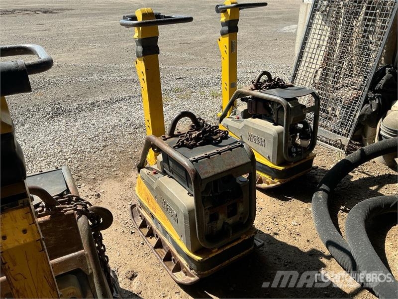 Wacker Neuson DPU 4545Heh Vibratory Plate Compactor プレートコンパクター