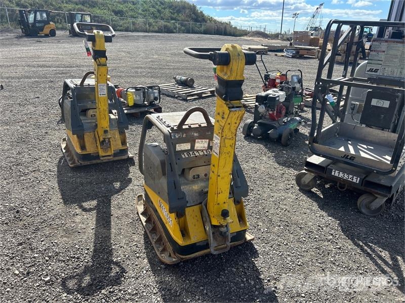 Wacker Neuson DPU 6555He Reversible Vibratory Plate Compactor プレートコンパクター
