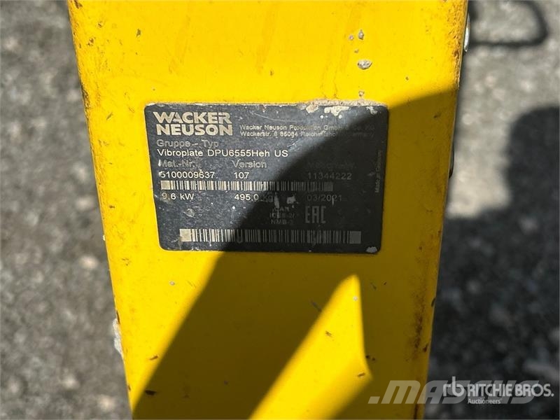 Wacker Neuson DPU 6555He Reversible Vibratory Plate Compactor プレートコンパクター