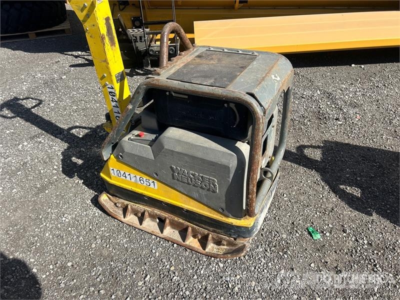 Wacker Neuson DPU 6555He Reversible Vibratory Plate Compactor プレートコンパクター