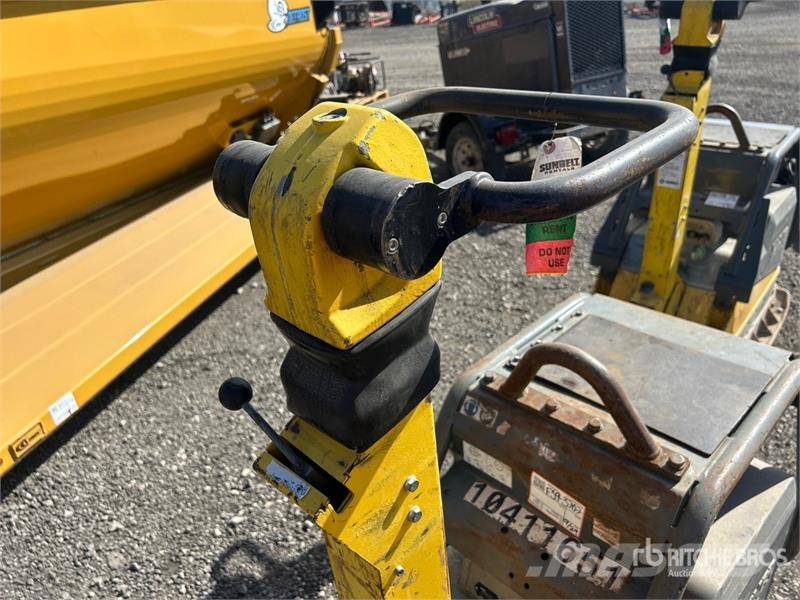 Wacker Neuson DPU 6555He Reversible Vibratory Plate Compactor プレートコンパクター