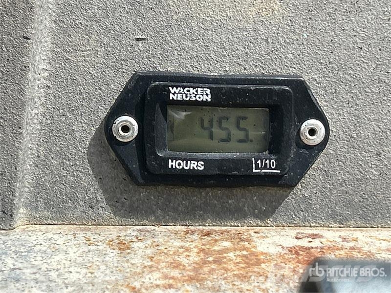 Wacker Neuson DPU45YEH Vibratory Plate Compactor Уплътнители за плочи
