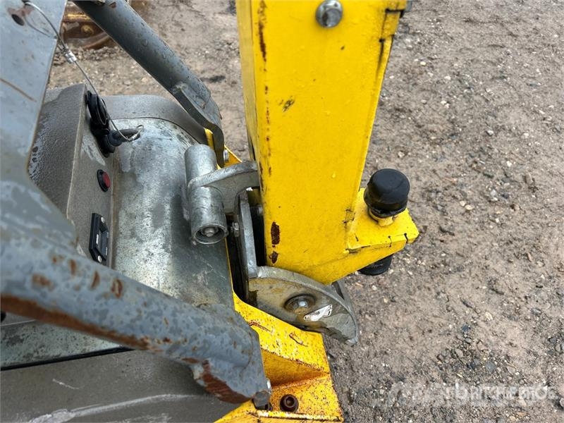 Wacker Neuson DPU6555Heh Vibratory Plate Compactor Vibrátorok