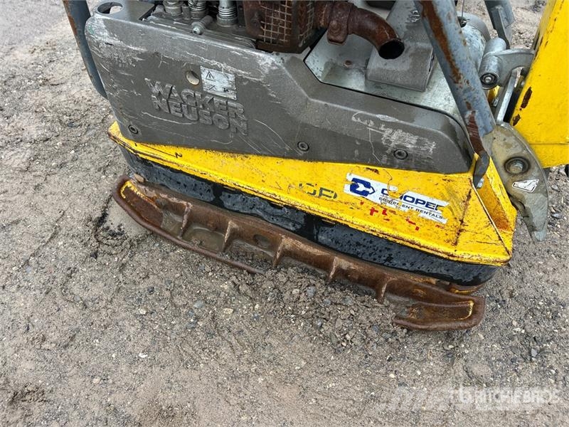 Wacker Neuson DPU6555Heh Vibratory Plate Compactor Vibrátorok