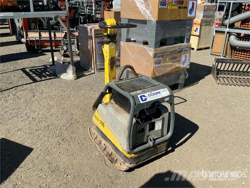 Wacker Neuson DPU6555HE Reversible Vibratory Plate Compactor Віброплити та вібротрамбовки