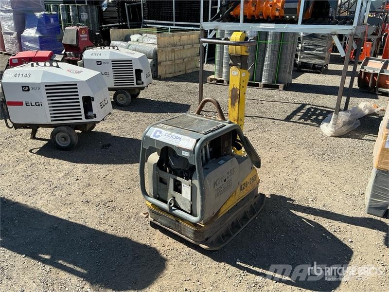 Wacker Neuson DPU6555HE Reversible Vibratory Plate Compactor Віброплити та вібротрамбовки