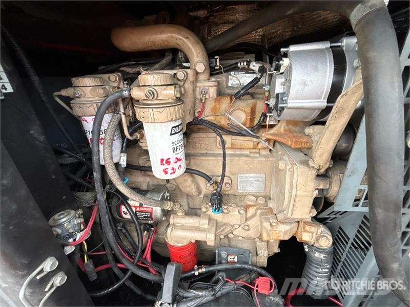 Wacker Neuson G 70, 56 KW 70 KVA 600 V Mobile 75 kW Mobile Gener Naftové generátory