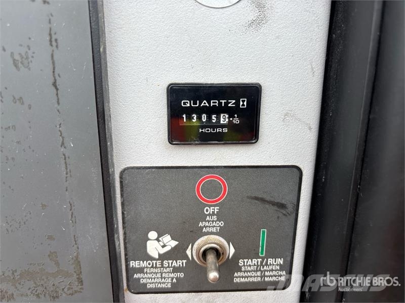 Wacker Neuson G 70, 56 KW 70 KVA 600 V Mobile 75 kW Mobile Gener Naftové generátory