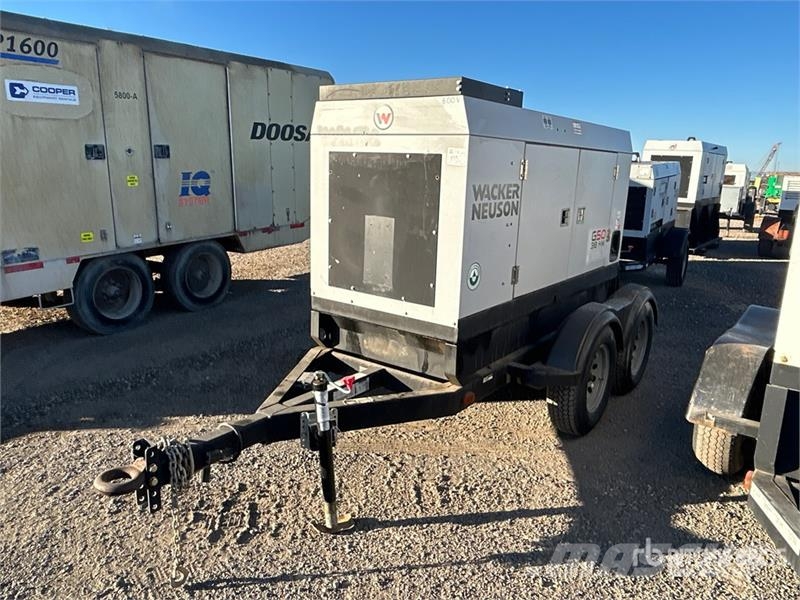 Wacker Neuson G50, 38 KW 48 KVA Mobile 38 kW Generator Set Dīzeļģeneratori