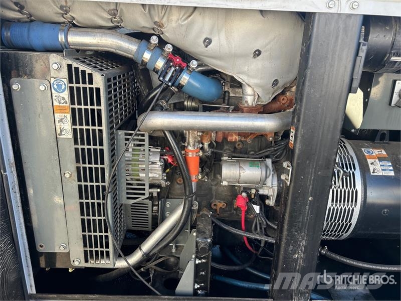 Wacker Neuson G50, 38 KW 48 KVA Mobile 38 kW Generator Set Dīzeļģeneratori