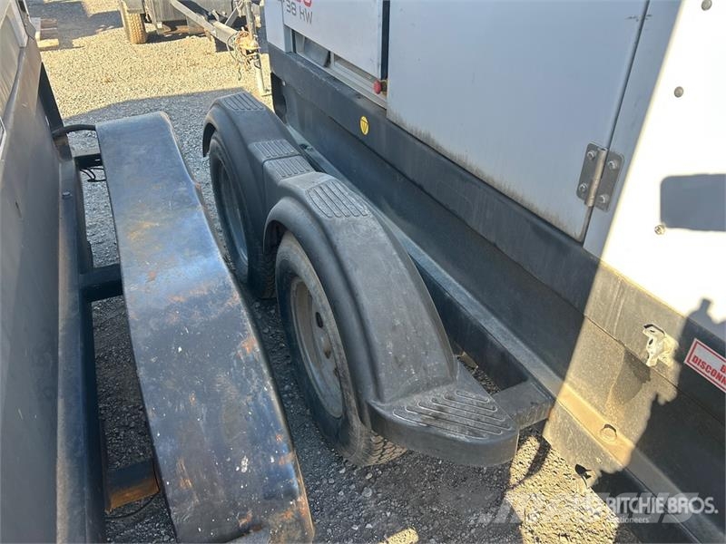 Wacker Neuson G50, 38 KW 48 KVA Mobile 38 kW Generator Set Dīzeļģeneratori