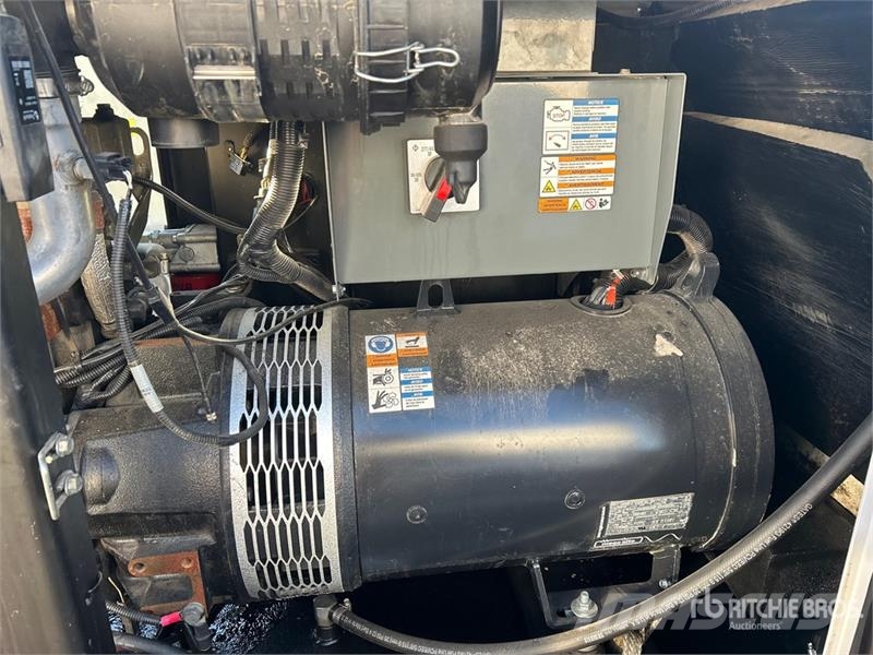 Wacker Neuson G50, 38 KW 48 KVA Mobile 38 kW Generator Set Dīzeļģeneratori