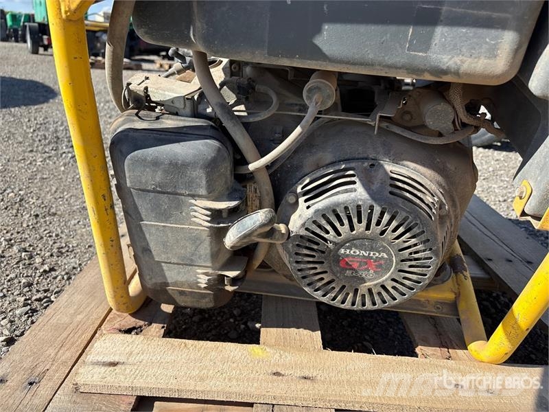 Wacker Neuson GP5600 5.6 kW Portable Generator Set مولدات أخرى