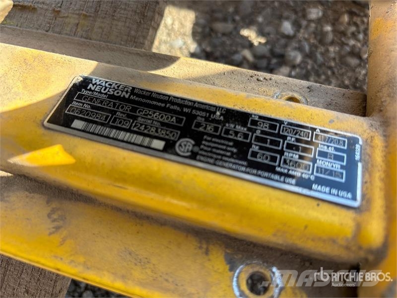 Wacker Neuson GP5600 5.6 kW Portable Generator Set مولدات أخرى